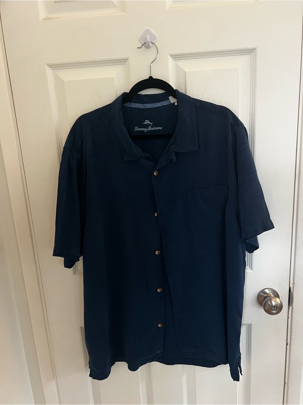 Tommy Bahama‎ Short-Sleeve Button-Down Shirt in Navy Blue